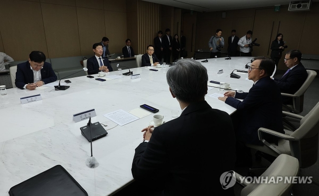 6个经济团体对接连加强企业支配结构限制的法案表示"担忧"
